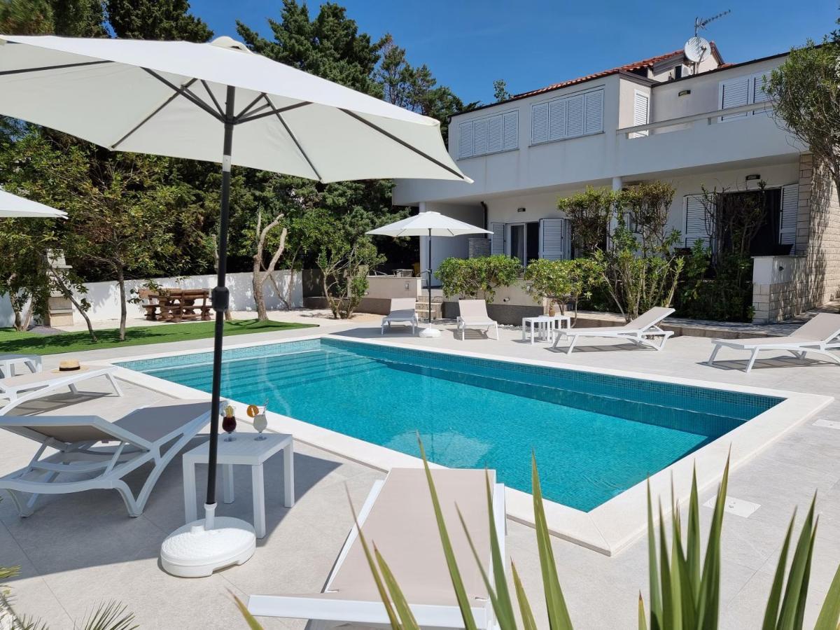 Villa Flamingo Deluxe Novalja Ngoại thất bức ảnh