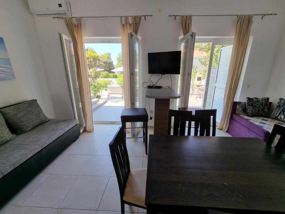 Villa Flamingo Deluxe Novalja Ngoại thất bức ảnh