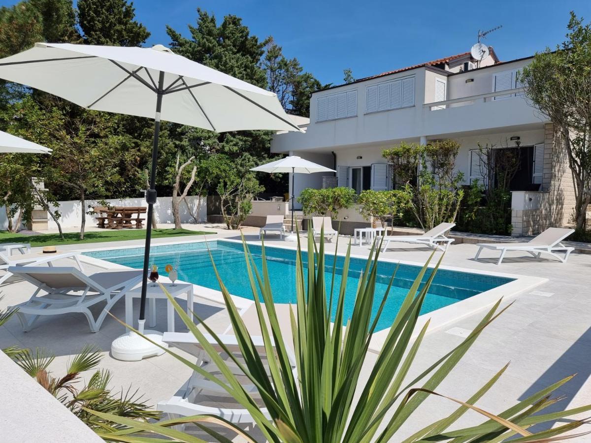 Villa Flamingo Deluxe Novalja Ngoại thất bức ảnh