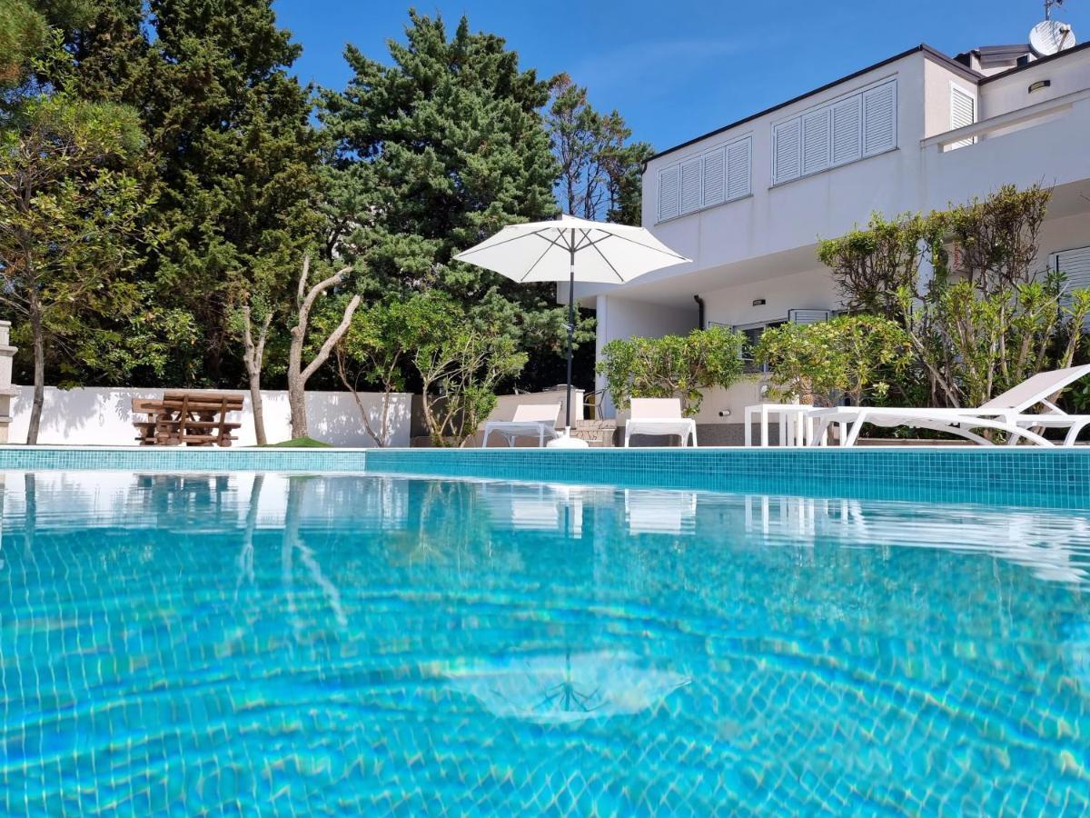 Villa Flamingo Deluxe Novalja Ngoại thất bức ảnh