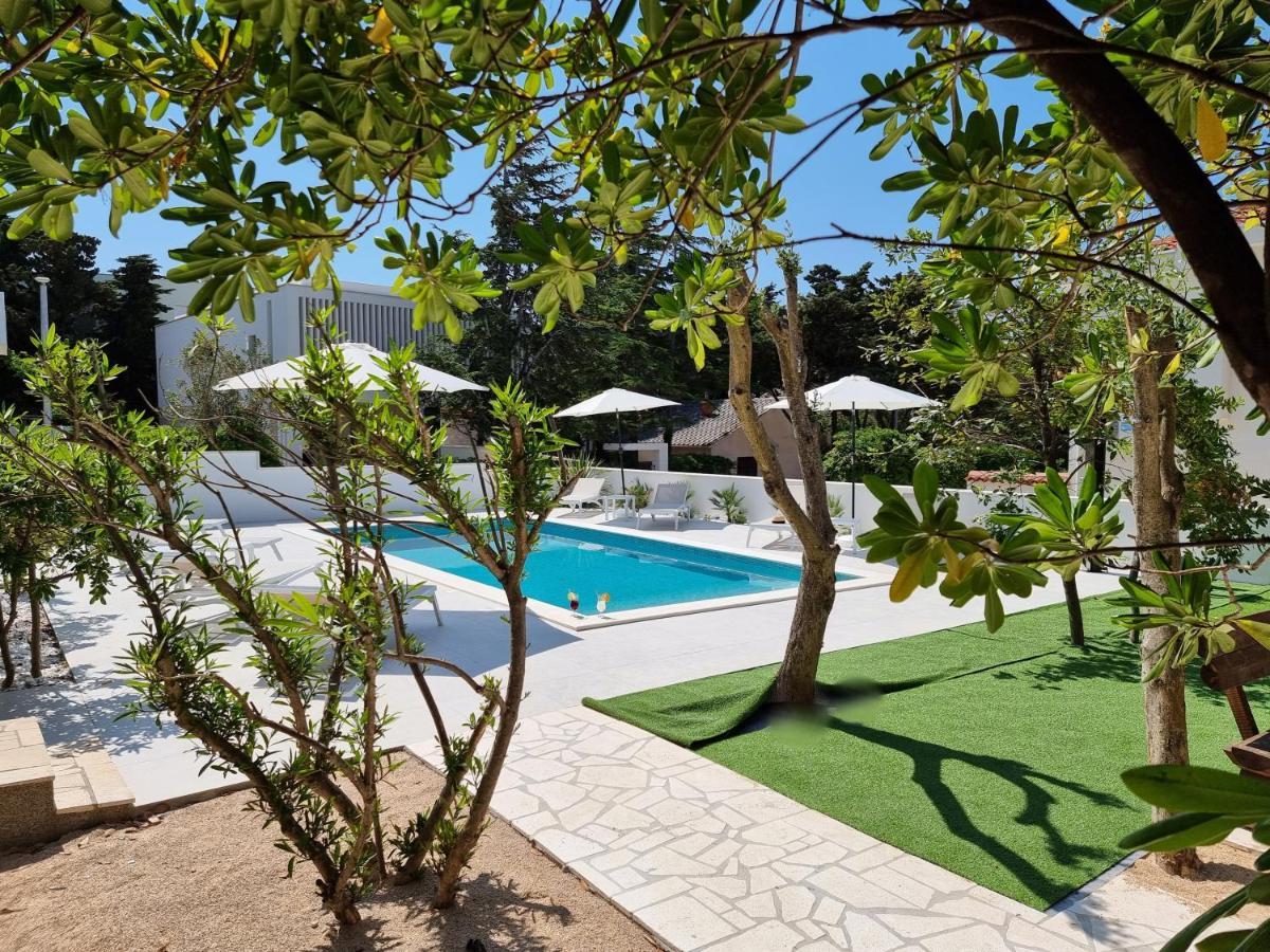 Villa Flamingo Deluxe Novalja Ngoại thất bức ảnh