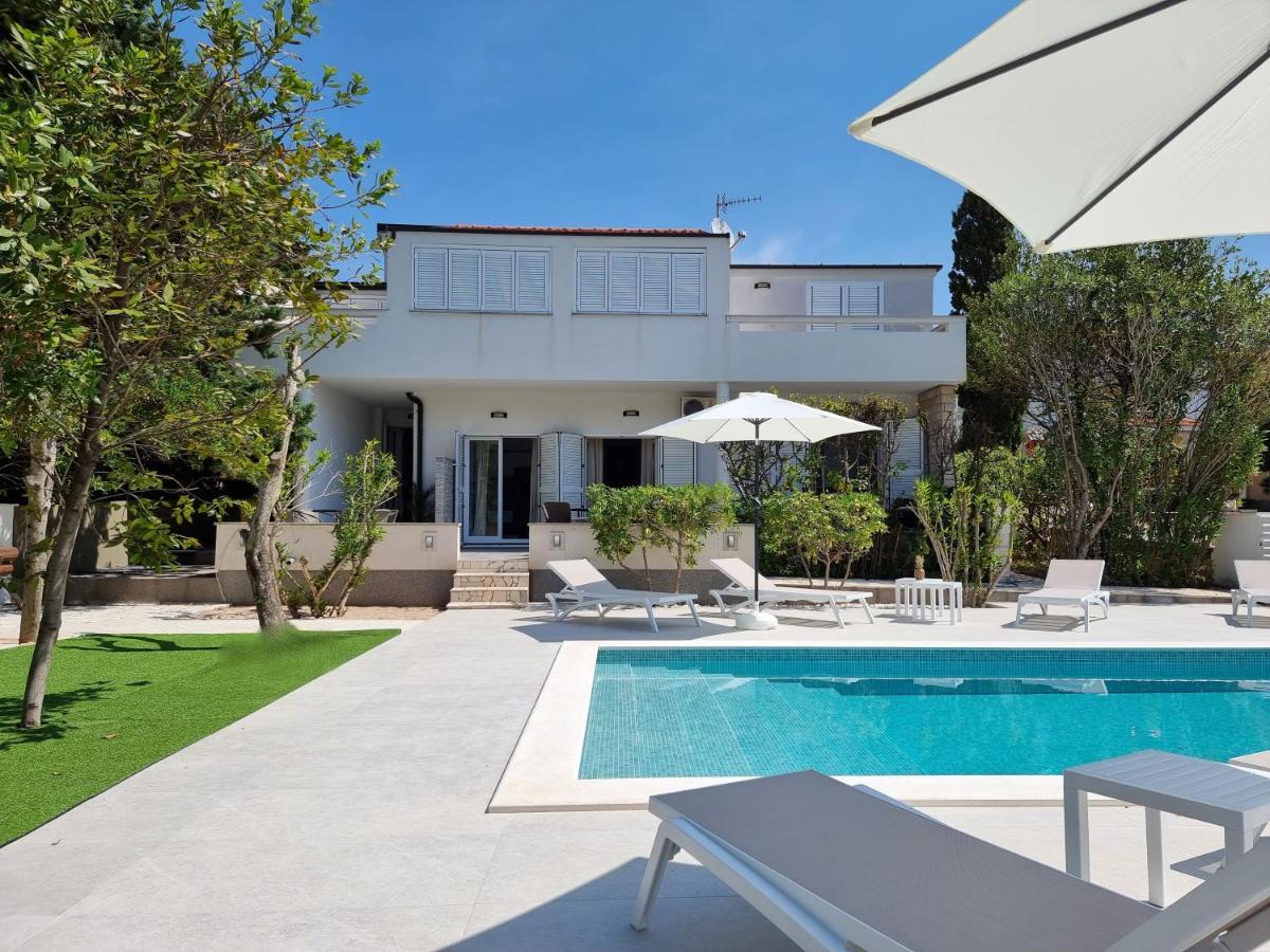 Villa Flamingo Deluxe Novalja Ngoại thất bức ảnh