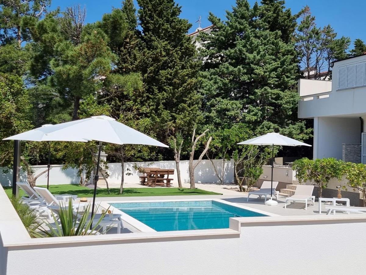 Villa Flamingo Deluxe Novalja Ngoại thất bức ảnh